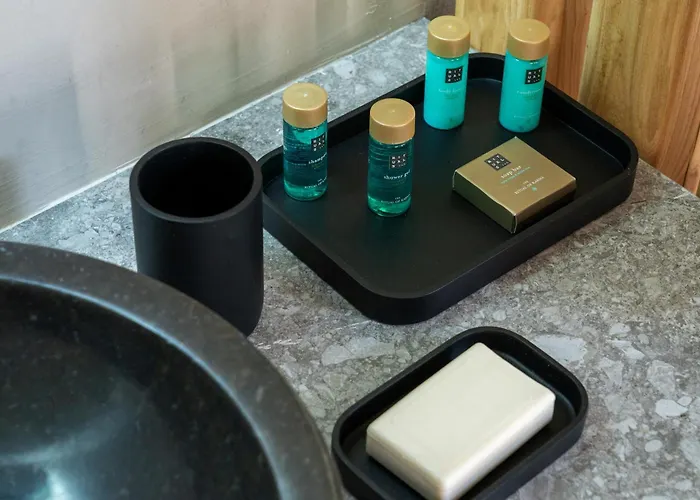 Amo Golden * Chrisi Ammoudia