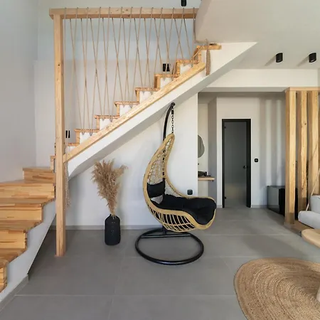 Amo Golden * Chrysi Ammoudia