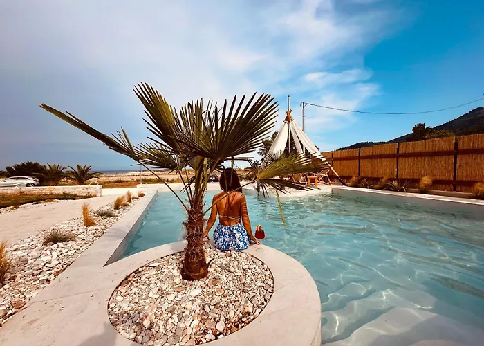 Amo Golden * Χρυσή Αμμουδιά