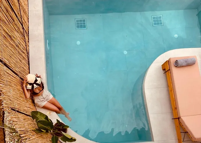 Amo Golden Ξενοδοχείο *